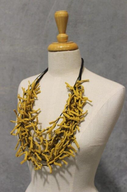 Jersey Knot Cascade Necklace - Image 3