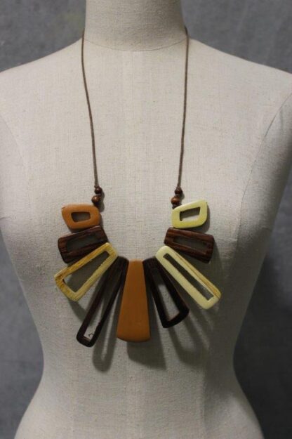 Wooden Rectangle Window Necklace (3 Cols) - Image 7