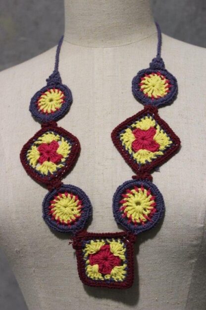 Crochet Disc Necklace - Image 5