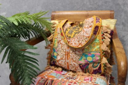 Oldwork Overnight Bag Tassels - Image 6