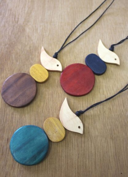 Bird Disc Pendant Necklace - Image 5
