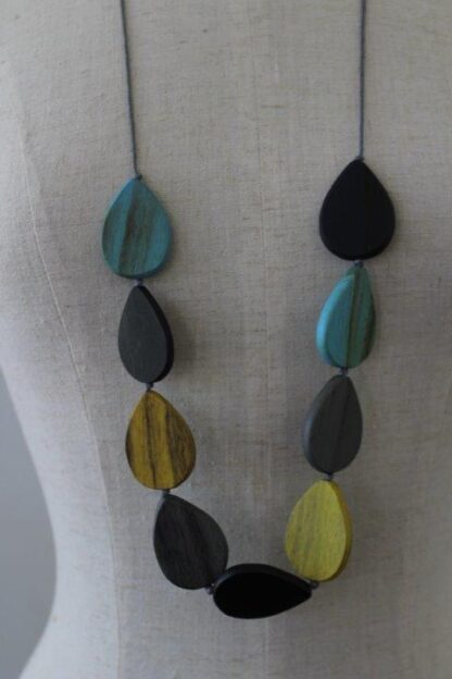 Teardrop Big Tablet Necklace - Image 11