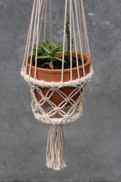 18cm Macrame Potholder - Image 6
