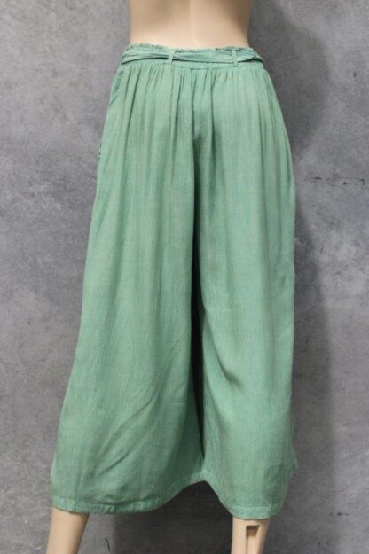 Crepe Cropped Belted Pants - Image 9