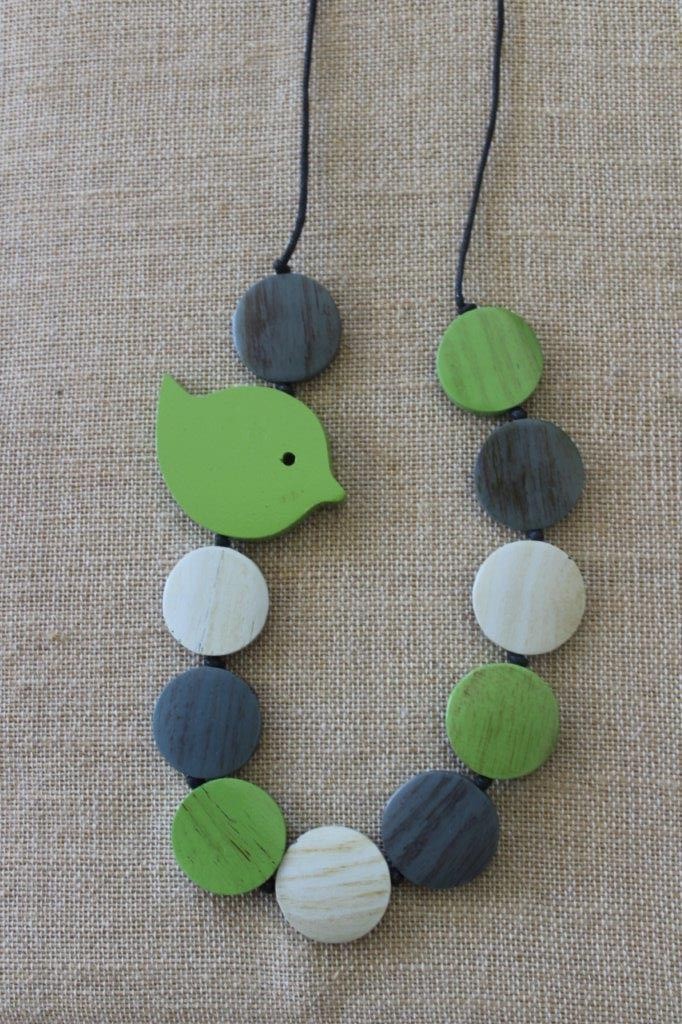 Bird Circle Wooden Necklace - Image 3
