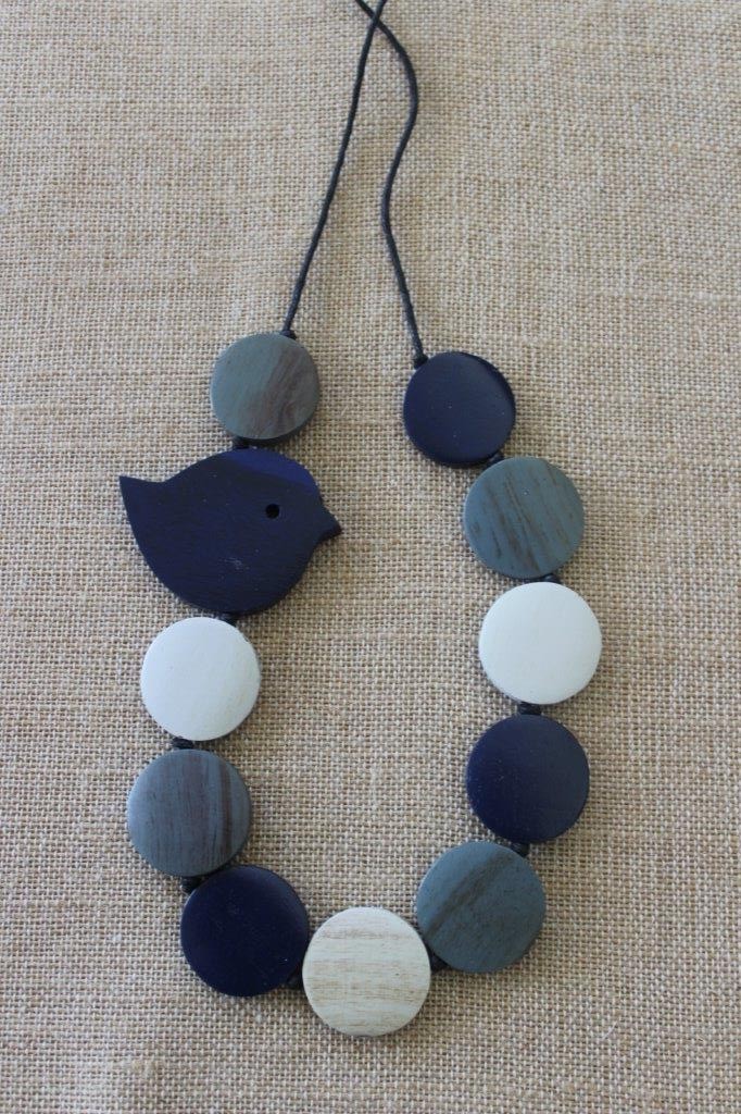 Bird Circle Wooden Necklace - Image 4