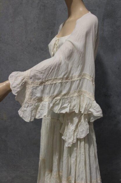 Angel Sleeve Cotton and Lace Maxi Dress - Image 4